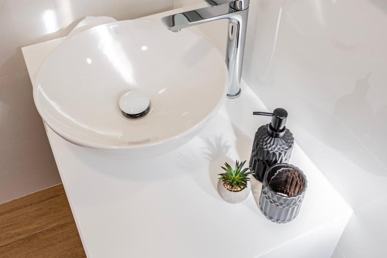 Apartmani Sara Bibinje Zewnętrze zdjęcie